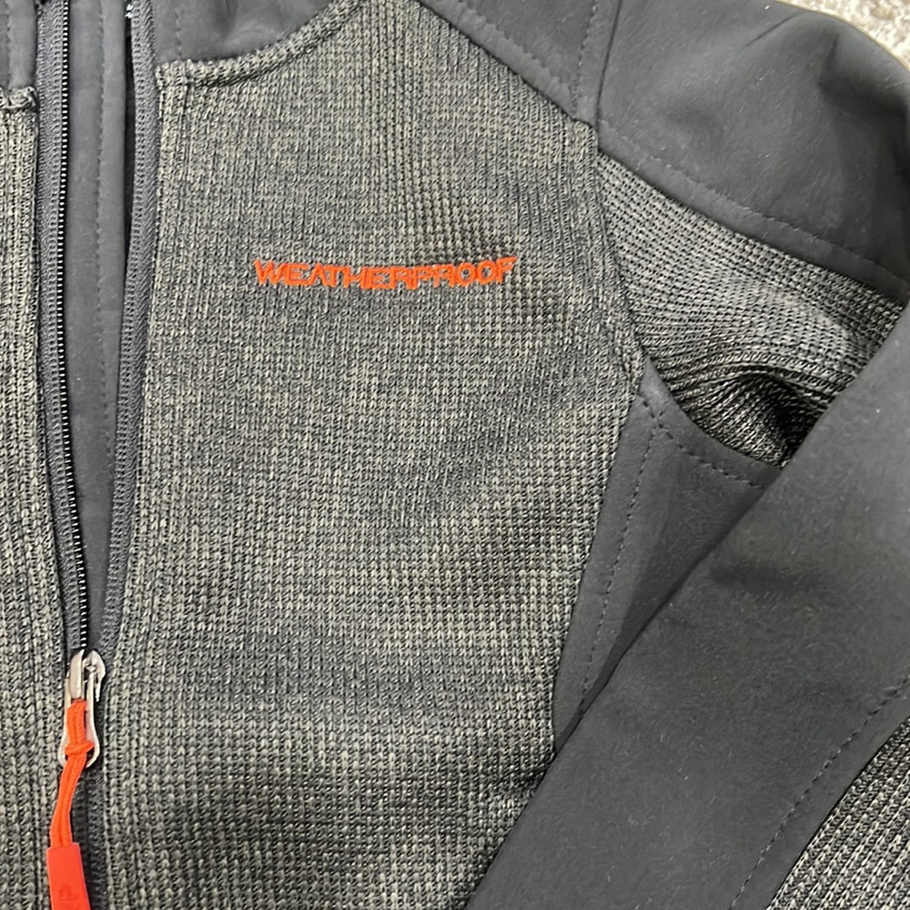 Weatherproof hoodie - Picture 2 of 4